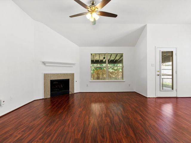 11813 Ponderosa Pine Drive, Fort Worth, TX 76244