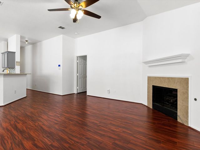 11813 Ponderosa Pine Drive, Fort Worth, TX 76244