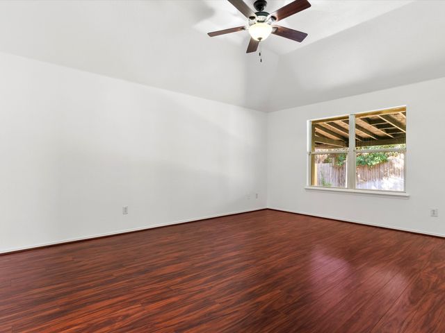 11813 Ponderosa Pine Drive, Fort Worth, TX 76244