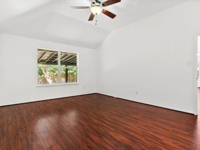 11813 Ponderosa Pine Drive, Fort Worth, TX 76244