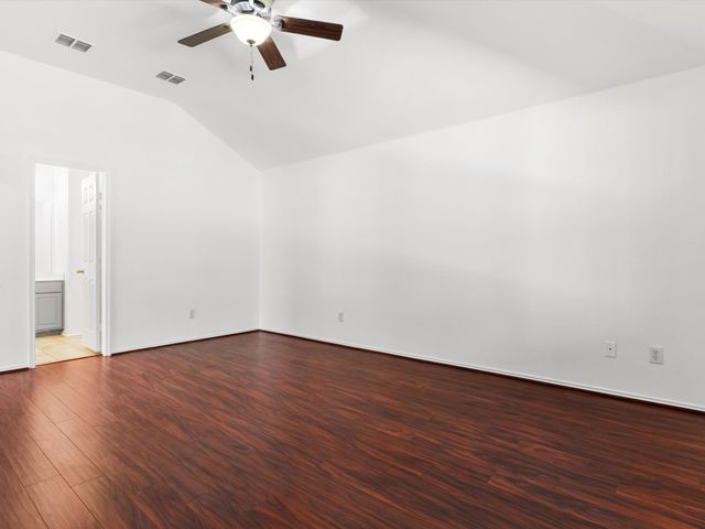 11813 Ponderosa Pine Drive, Fort Worth, TX 76244