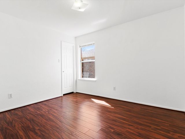 11813 Ponderosa Pine Drive, Fort Worth, TX 76244