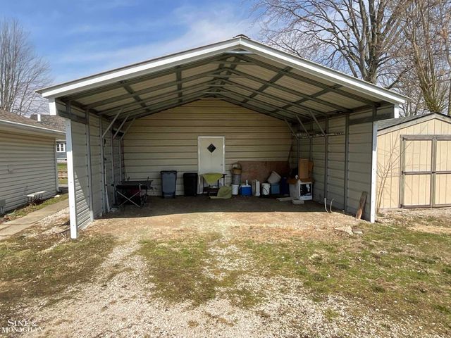 800 Ruskin Avenue, Algonac, MI 48001