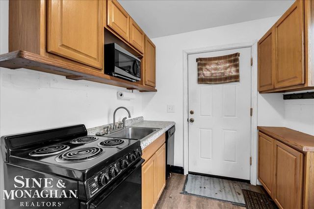 800 Ruskin Avenue, Algonac, MI 48001