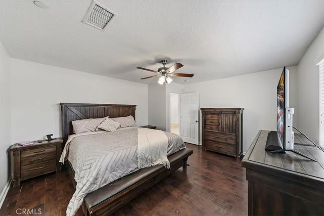 16461 Fremontia, Hesperia, CA 92345