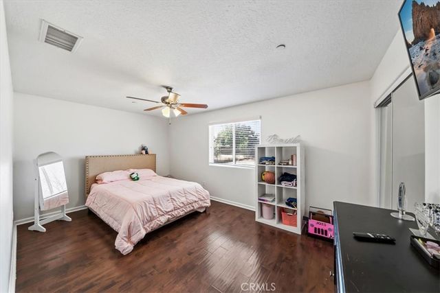 16461 Fremontia, Hesperia, CA 92345