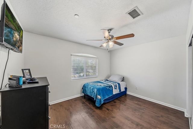 16461 Fremontia, Hesperia, CA 92345