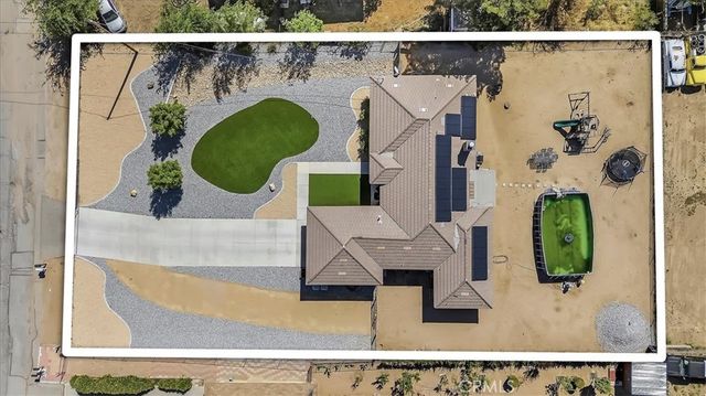 16461 Fremontia, Hesperia, CA 92345
