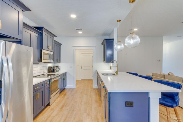 5439 Stagecoach Trl, Gulf Breeze, FL 32563