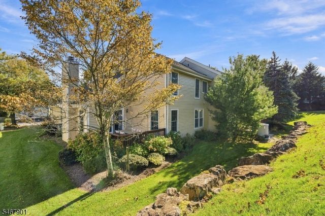 150 Dezenzo Ln, West Orange Twp., NJ 07052
