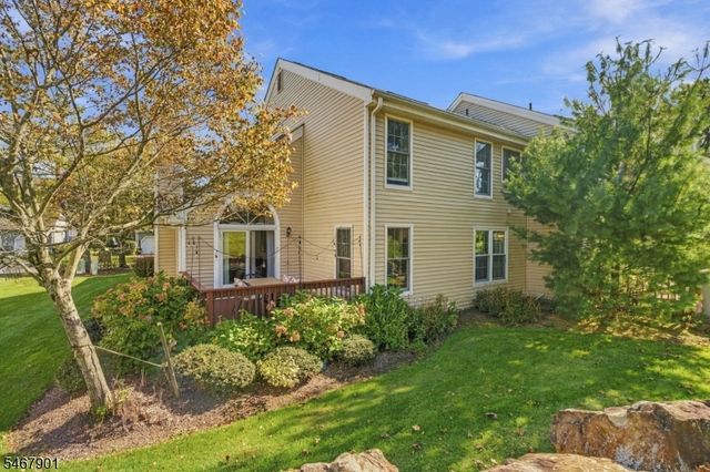 150 Dezenzo Ln, West Orange Twp., NJ 07052