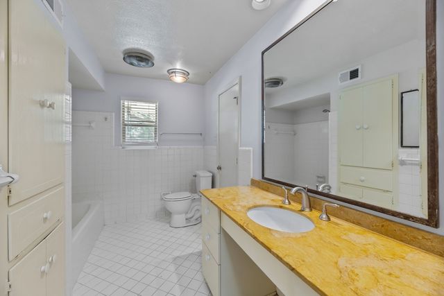 6342 Annapolis Lane, Dallas, TX 75214