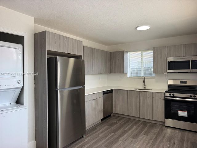 580 NW 58th Street, Miami, FL 33127