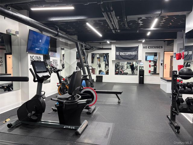 210 Pelham Road 5L, New Rochelle, NY 10805