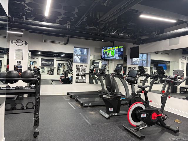 210 Pelham Road 5L, New Rochelle, NY 10805