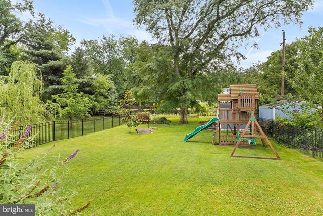 119 PENNSYLVANIA AVE, Yardley, PA 19067
