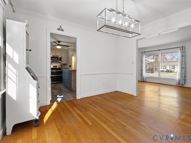 222 Homestead Dr, Colonial Heights, VA 23834