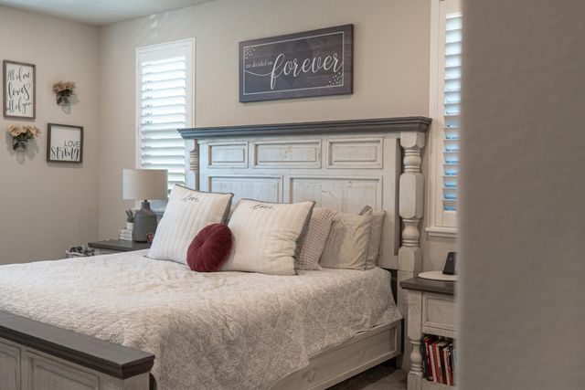 2811 Boxcar Dr, Rocklin, CA 95765