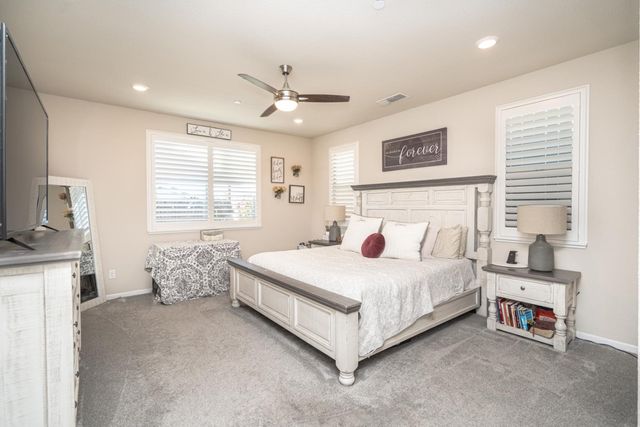 2811 Boxcar Dr, Rocklin, CA 95765