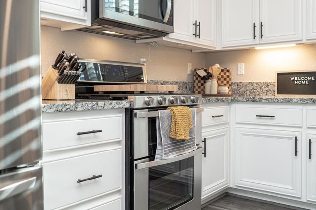 2811 Boxcar Dr, Rocklin, CA 95765