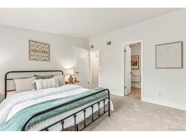 2102 W 31st Ave, Denver, CO 80211