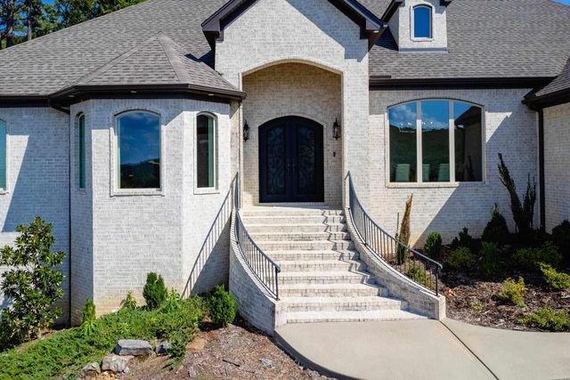 18 Falstone Drive, Little Rock, AR 72223