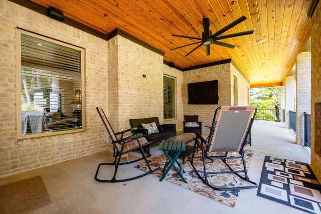 18 Falstone Drive, Little Rock, AR 72223