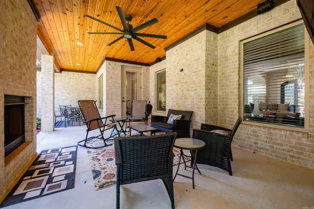 18 Falstone Drive, Little Rock, AR 72223