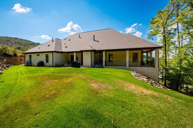 18 Falstone Drive, Little Rock, AR 72223