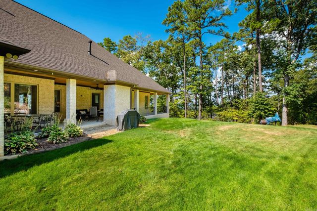 18 Falstone Drive, Little Rock, AR 72223