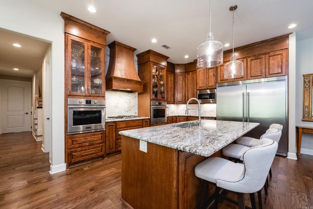 18 Falstone Drive, Little Rock, AR 72223