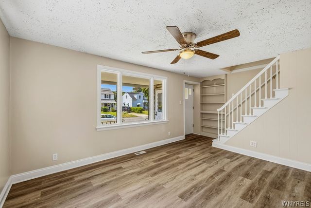 629 74th Street, Niagara Falls, NY 14304