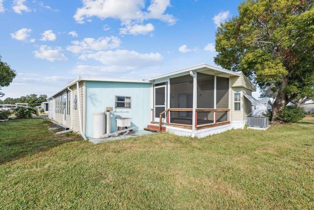 6756 KENSINGTON DRIVE NE, Winter Haven, FL 33881