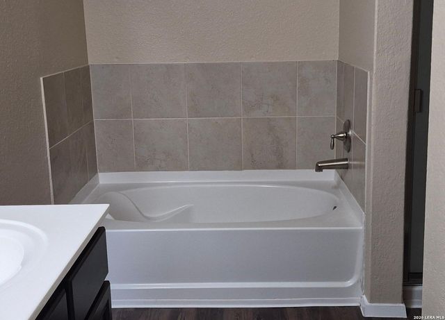 7102 ZUMA BCH, Converse, TX 78109
