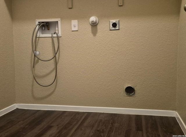 7102 ZUMA BCH, Converse, TX 78109