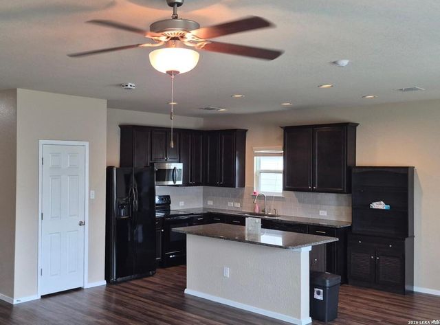 7102 ZUMA BCH, Converse, TX 78109