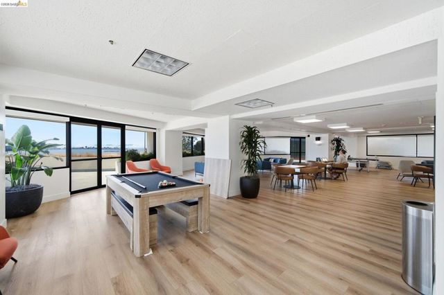 6363 Christie Ave 606, Emeryville, CA 94608