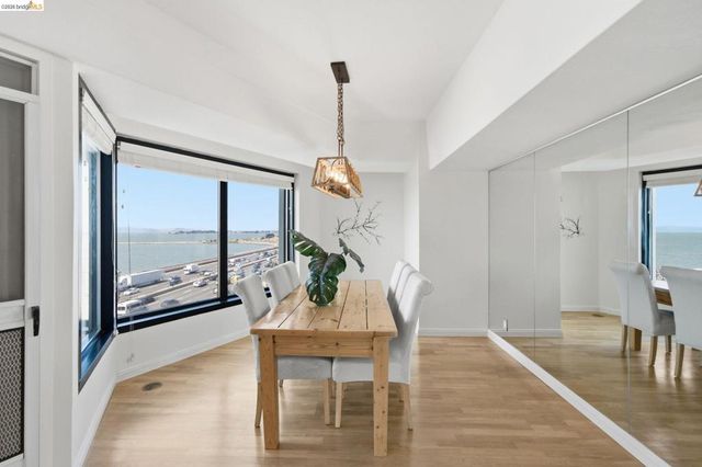 6363 Christie Ave 606, Emeryville, CA 94608