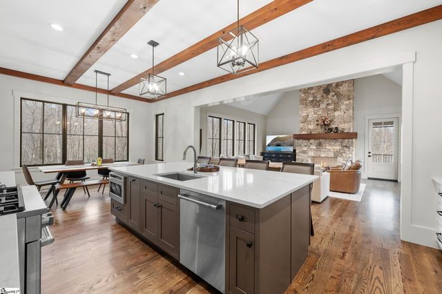 112 Blazing Star Trail, Landrum, SC 29356