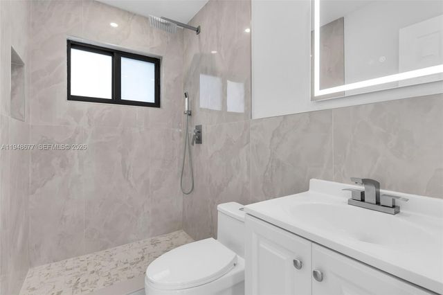 13930 Van Buren St, Miami, FL 33176