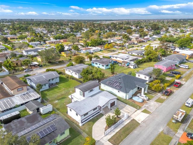 13930 Van Buren St, Miami, FL 33176