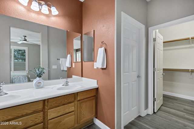 4777 E NARROWLEAF Drive, Gilbert, AZ 85298