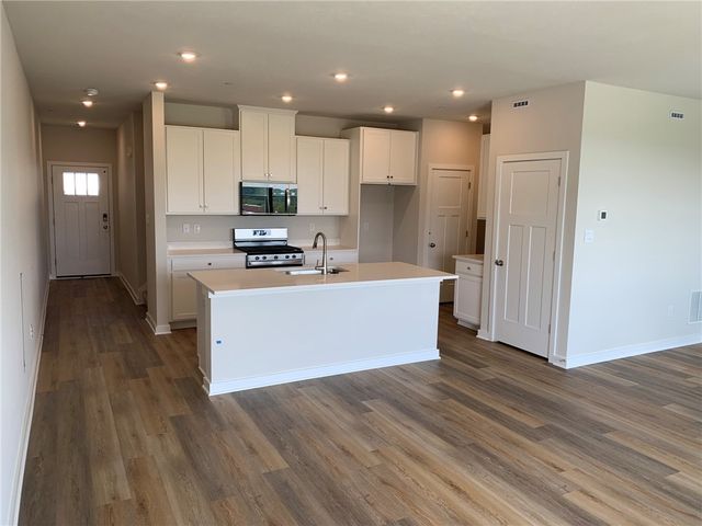 218 Paddock Lane, Harmony Boro, PA 16037