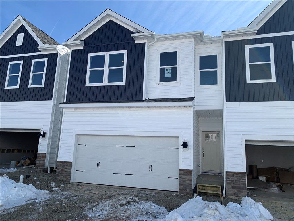 218 Paddock Lane, Harmony Boro, PA 16037