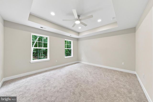102 BLUE ANCHOR RD, Sicklerville, NJ 08081