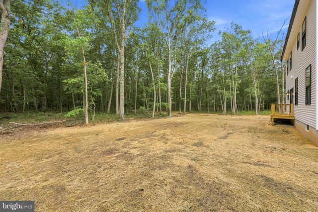 102 BLUE ANCHOR RD, Sicklerville, NJ 08081