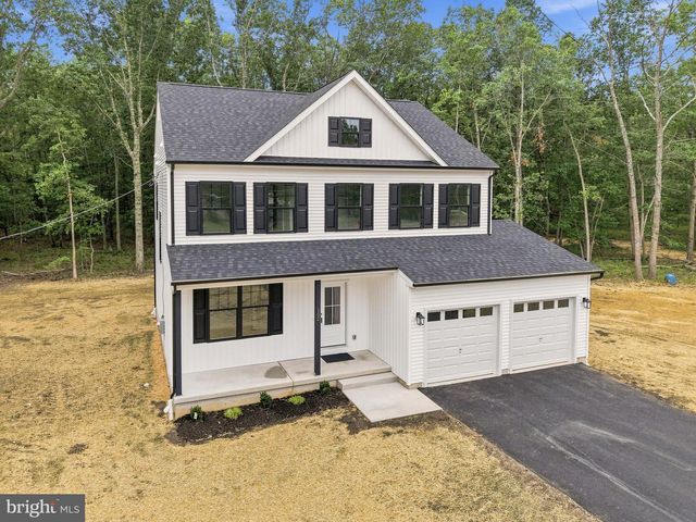 102 BLUE ANCHOR RD, Sicklerville, NJ 08081