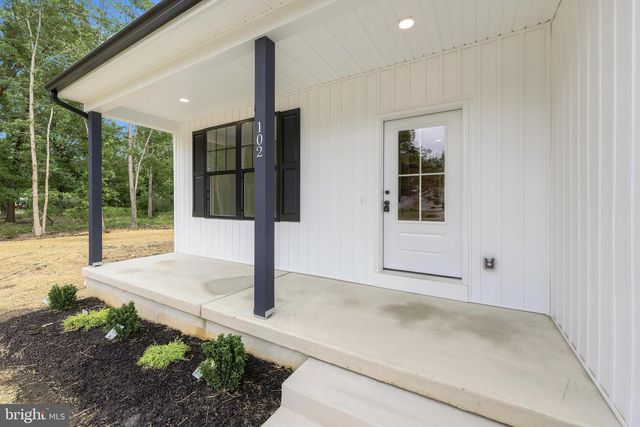 102 BLUE ANCHOR RD, Sicklerville, NJ 08081