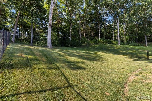 120 Willow Branch, Hillsboro, MO 63050