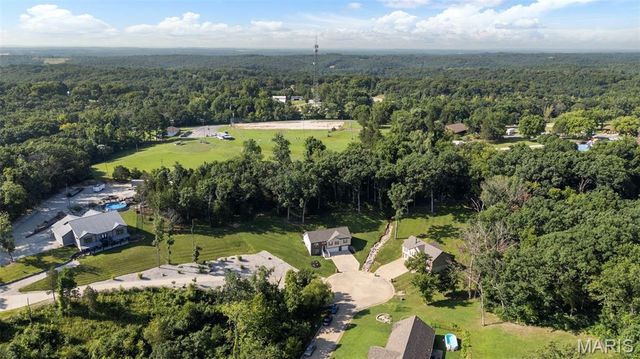 120 Willow Branch, Hillsboro, MO 63050